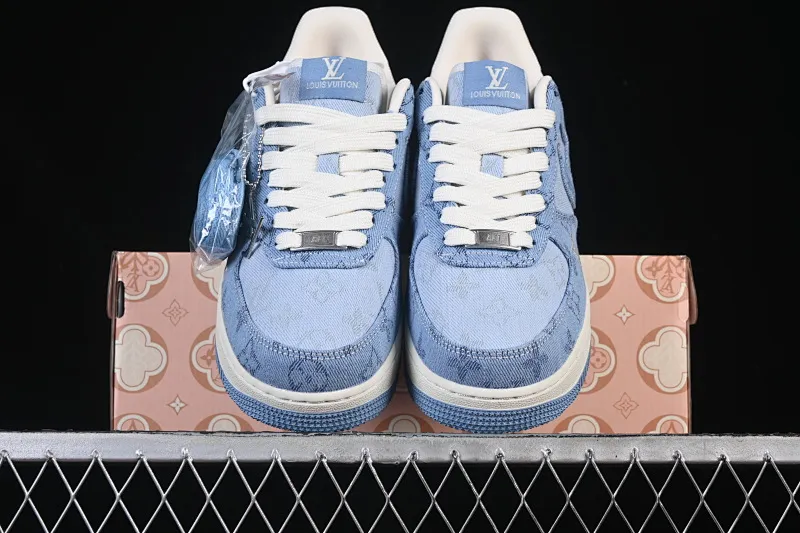 All categories Nk Air Force 1 Air Force series Nk Air Force 1 Low Air Force low-top Nike Air Force 1'07 Low LV joint light blue Air Force 1 low-top casual sneakers YF9511-823